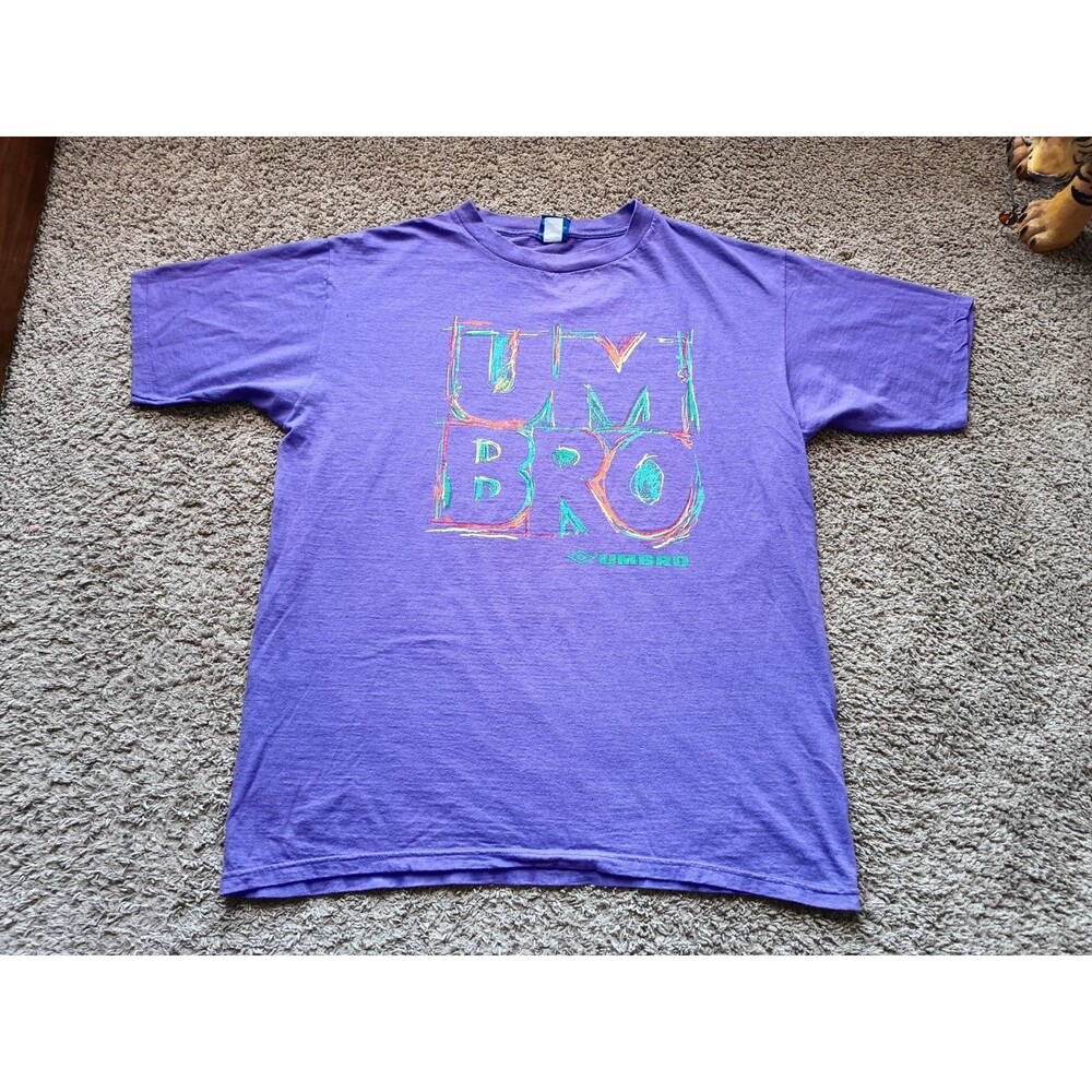 Vintage Umbro T-Shirt Men's Size Large Singe Stitch Graphic Print Purple Shirt